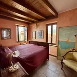 公寓 Casa Fabrizia 瓦伦纳