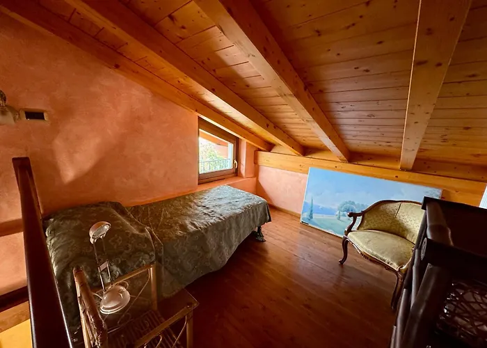 Casa Fabrizia * Варенна